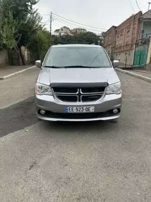 Dodge Grand Caravan для аренды в Чакви