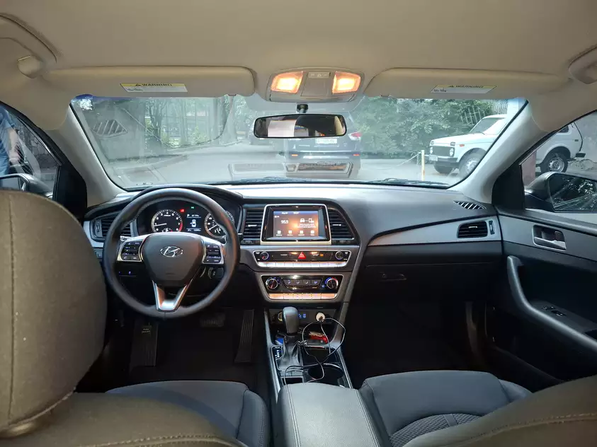 Hyundai Sonata for rent in Borjomi
