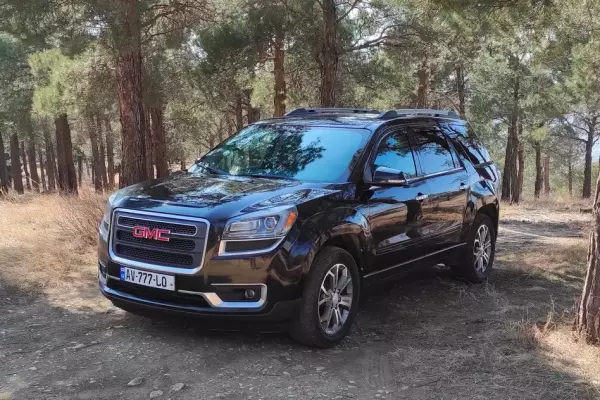 GMC Acadia ქირავდება საქართველოში