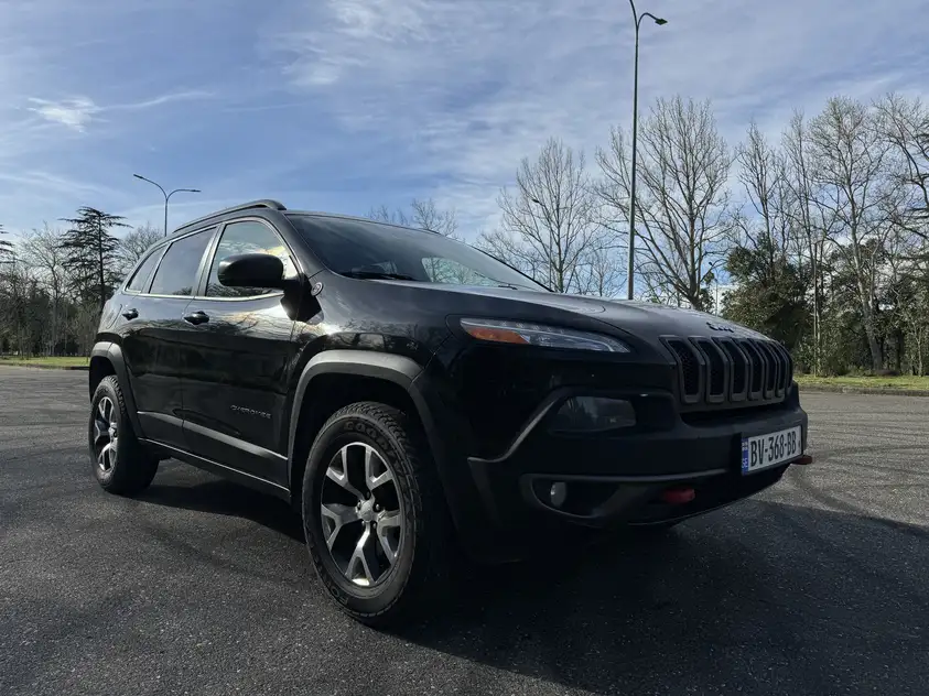 Jeep Cherokee for rent in Stepantsminda