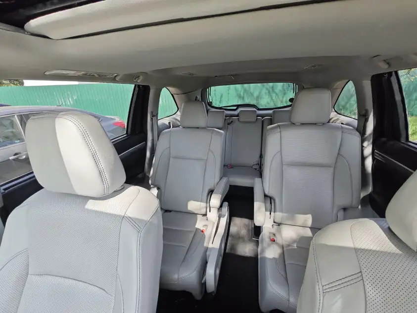Toyota Highlander ქირავდება საქართველოში