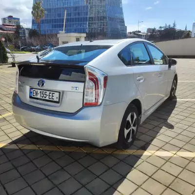 Toyota Prius for rent in Sarpi