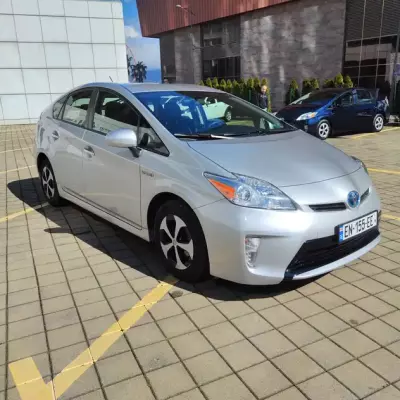 Toyota Prius for rent in Sarpi