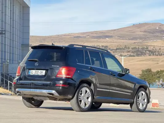 Mercedes GLK 250 ქირავდება ბორჯომში