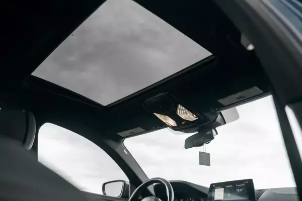 BMW M550i ქირავდება ფოთში