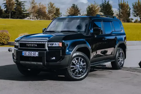 Toyota Prado ქირავდება საქართველოში