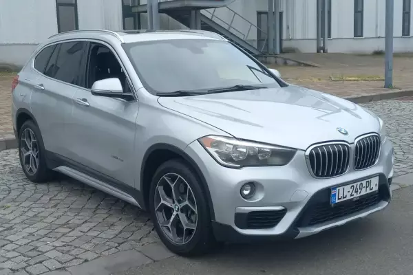 BMW X1 ქირავდება საქართველოში