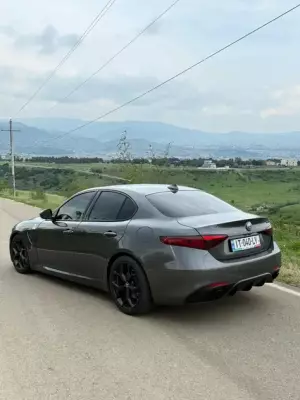 Alfa Romeo Giulia ქირავდება საქართველოში