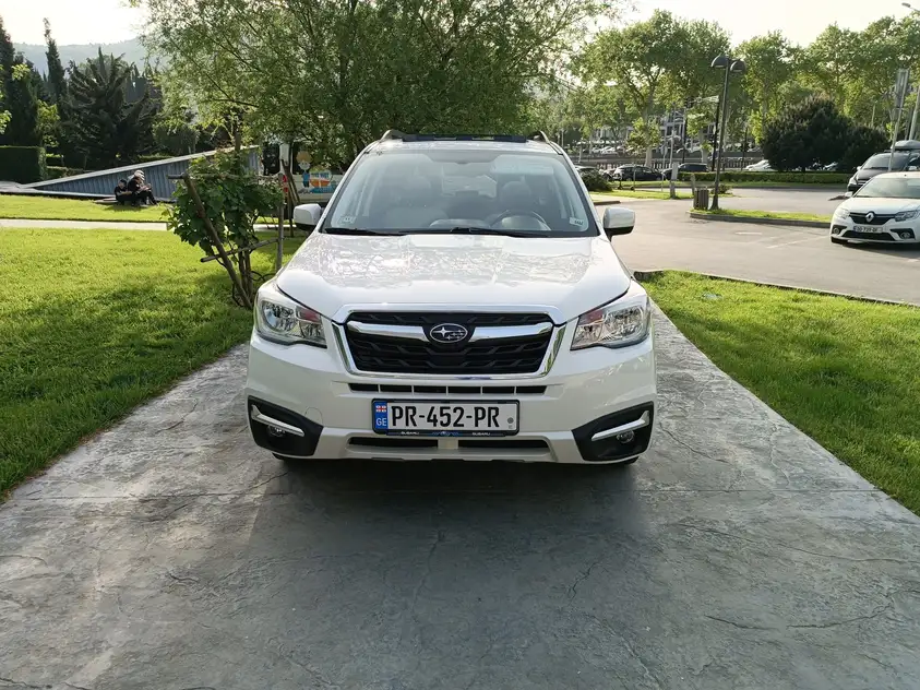 Subaru Forester ქირავდება საქართველოში