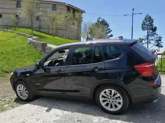 BMW X3 ქირავდება ფოთში