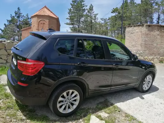 BMW X3 ქირავდება ფოთში