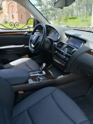 BMW X3 ქირავდება ფოთში