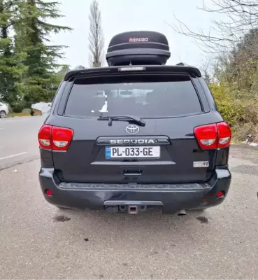 Toyota Sequoia ქირავდება საქართველოში