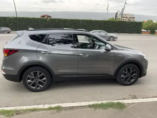 Hyundai Santa Fe для аренды в Чакви
