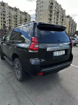 Toyota Prado ქირავდება საქართველოში