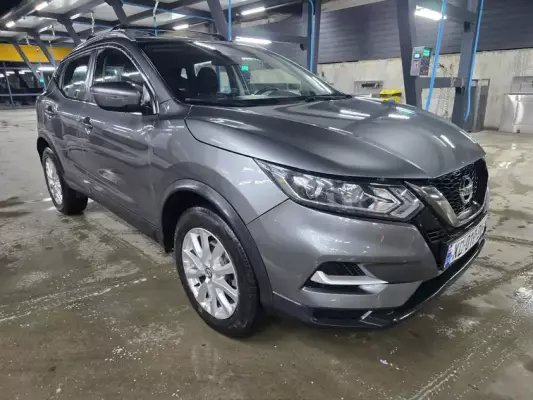 Nissan Rogue Sport для аренды в Грузии