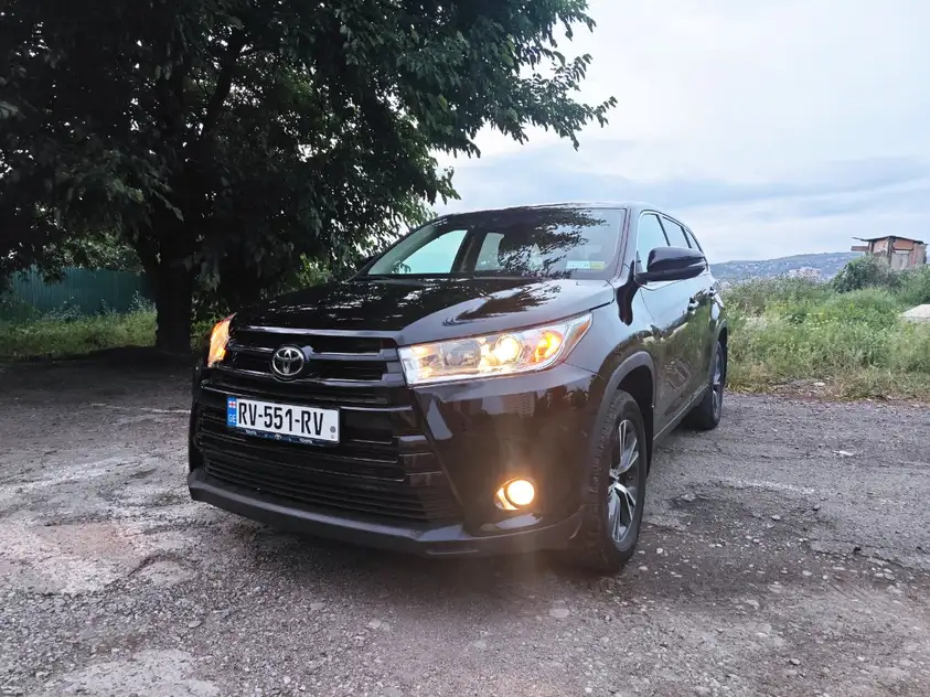 Toyota Highlander ქირავდება საქართველოში