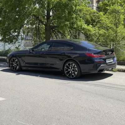 BMW M850i ქირავდება საქართველოში