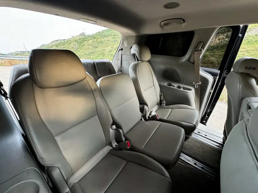 KIA Carnival ქირავდება საქართველოში