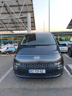 Hyundai Staria for rent in Zestafoni