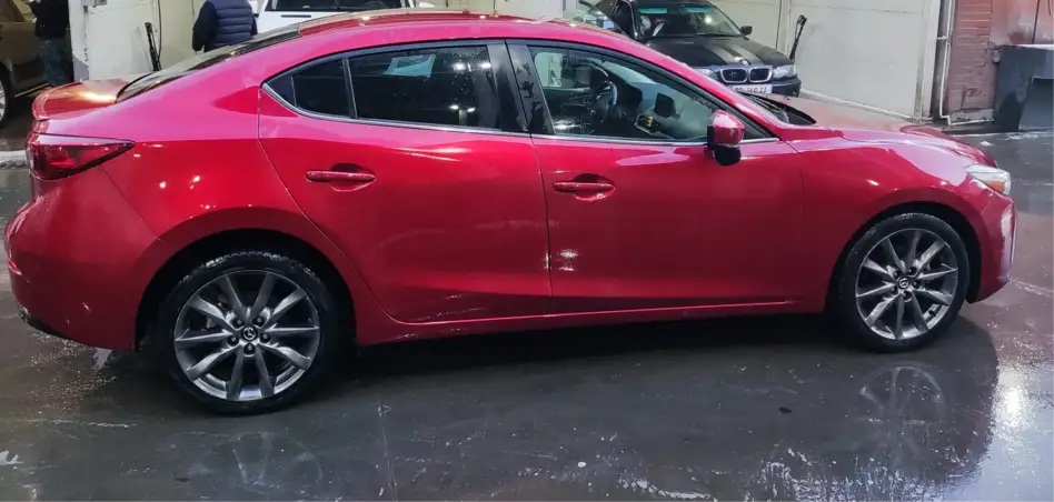 Mazda 3 ქირავდება შეკვეთილში