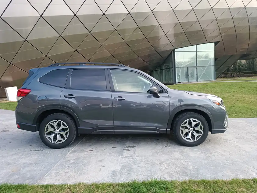 Subaru Forester ქირავდება საქართველოში