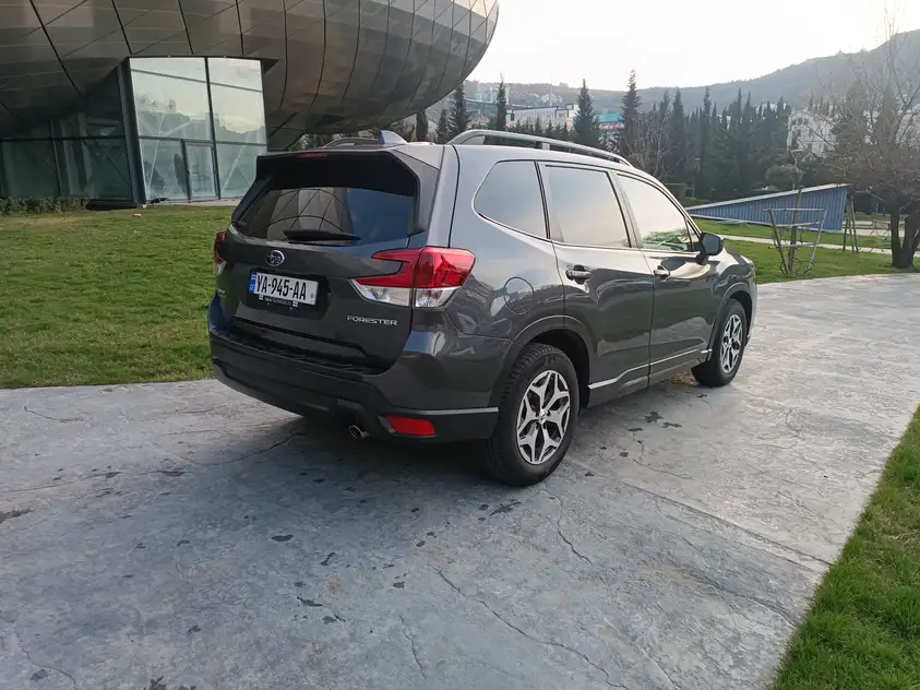 Subaru Forester ქირავდება საქართველოში