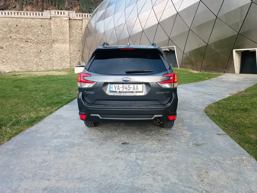 Subaru Forester ქირავდება საქართველოში