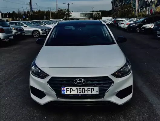 Hyundai Accent ქირავდება სტეფანწმინდაში