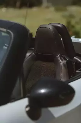 Fiat 124 Spider ქირავდება საქართველოში