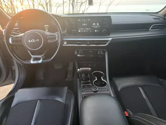 KIA K5 ქირავდება ქუთაისში