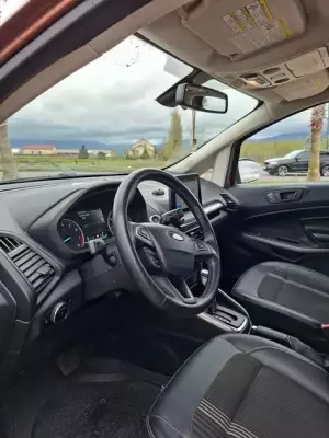 Ford EcoSport ქირავდება სარფში