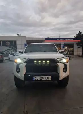 Toyota 4Runner ქირავდება სტეფანწმინდაში