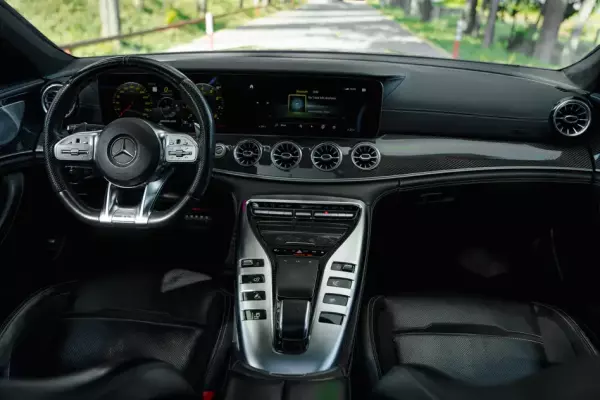 Mercedes GT 63 ქირავდება საქართველოში