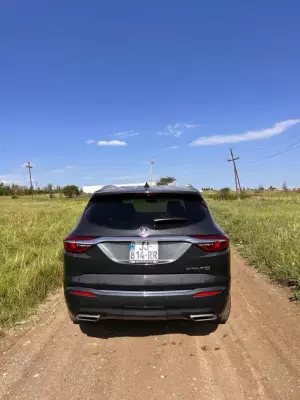 Buick Enclave ქირავდება საქართველოში