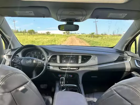 Buick Enclave ქირავდება საქართველოში