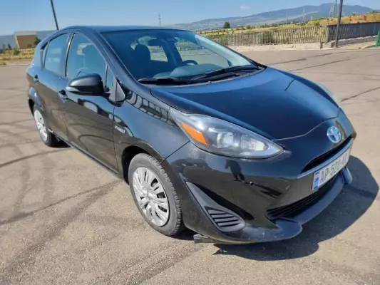 Toyota Prius ქირავდება საქართველოში