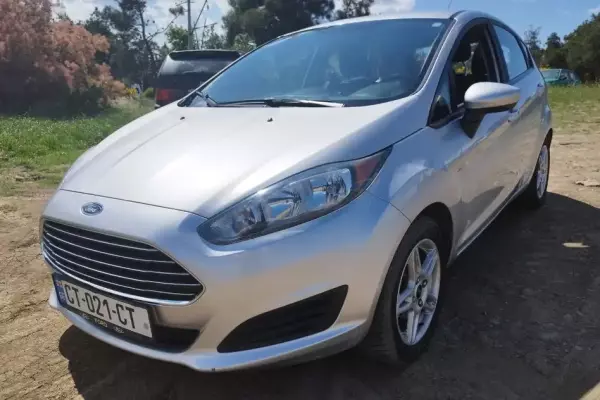 Ford Fiesta ქირავდება გუდაური -ში
