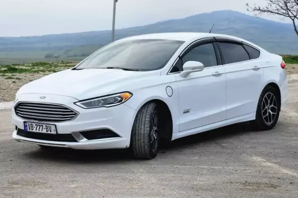Ford Fusion ქირავდება საქართველოში