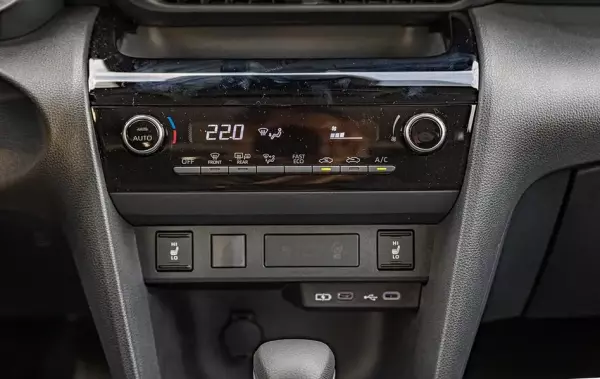 Toyota Yaris Cross для аренды в Кобулети
