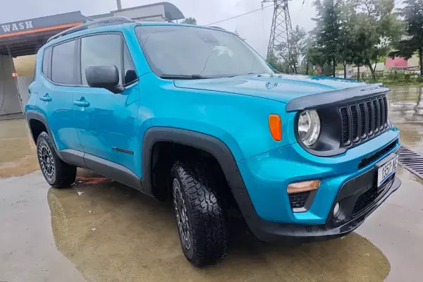 Jeep Renegade ქირავდება საქართველოში