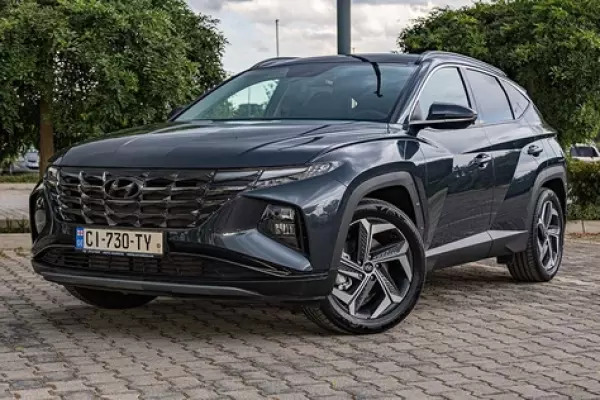 Hyundai Tucson ქირავდება საქართველოში