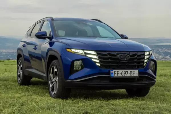 Hyundai Tucson ქირავდება საქართველოში