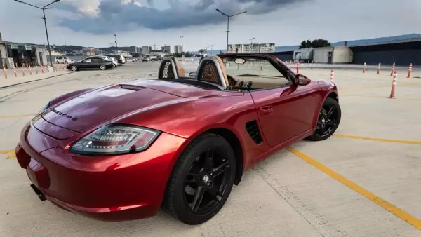 Porsche Boxster ქირავდება საქართველოში