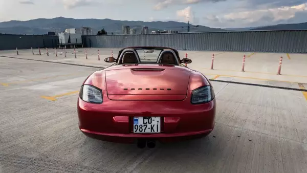Porsche Boxster ქირავდება საქართველოში