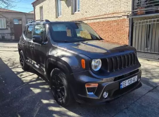 Jeep Renegade ქირავდება საქართველოში