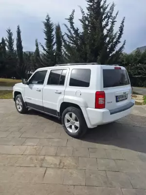 Jeep Patriot ქირავდება საქართველოში