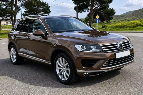 Volkswagen Touareg ქირავდება გუდაური -ში