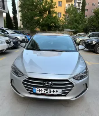 Hyundai Elantra ქირავდება საქართველოში