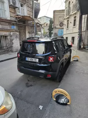 Jeep Renegade ქირავდება საქართველოში